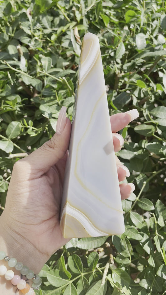 Agate Obelisk