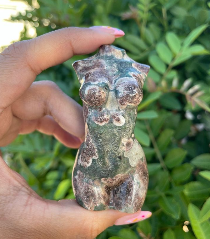 Green Sakura Goddess Body Carving